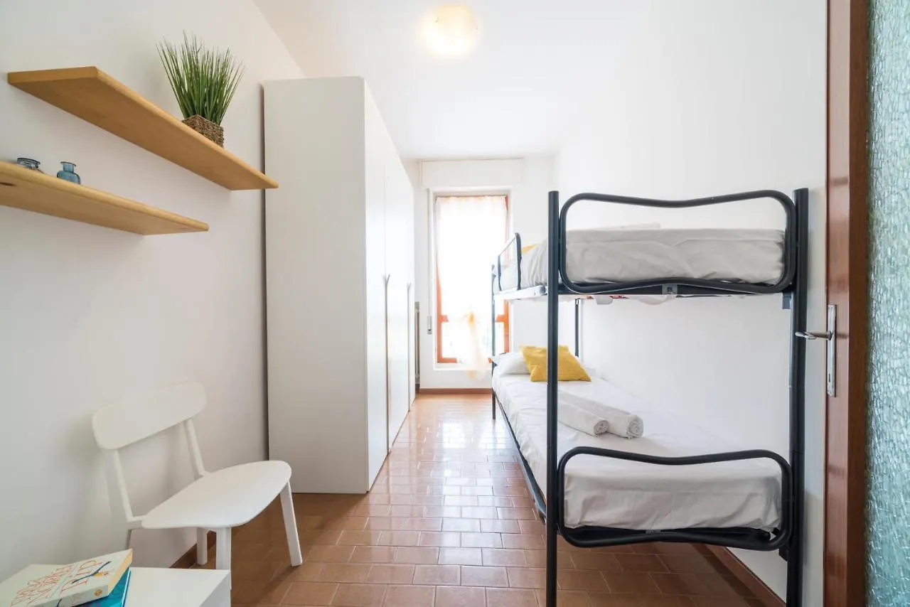 Gardappartamenti Cavour Lake View Desenzano del Garda Apartment
